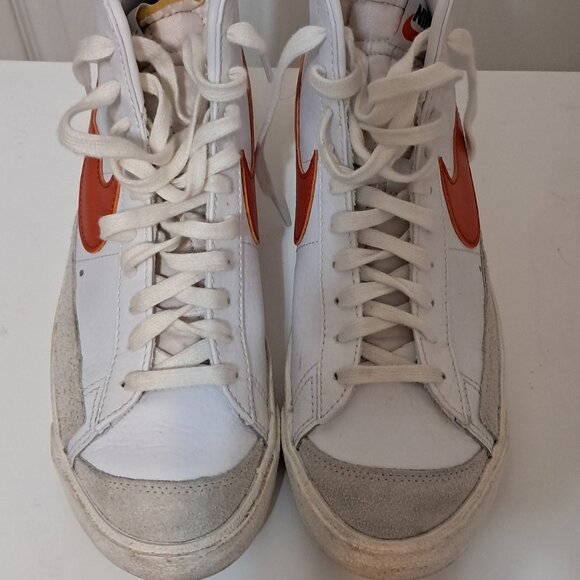 Nike Blazer Sneakers Men’s 8/Women’s 9.5 - Picture 3 of 4
